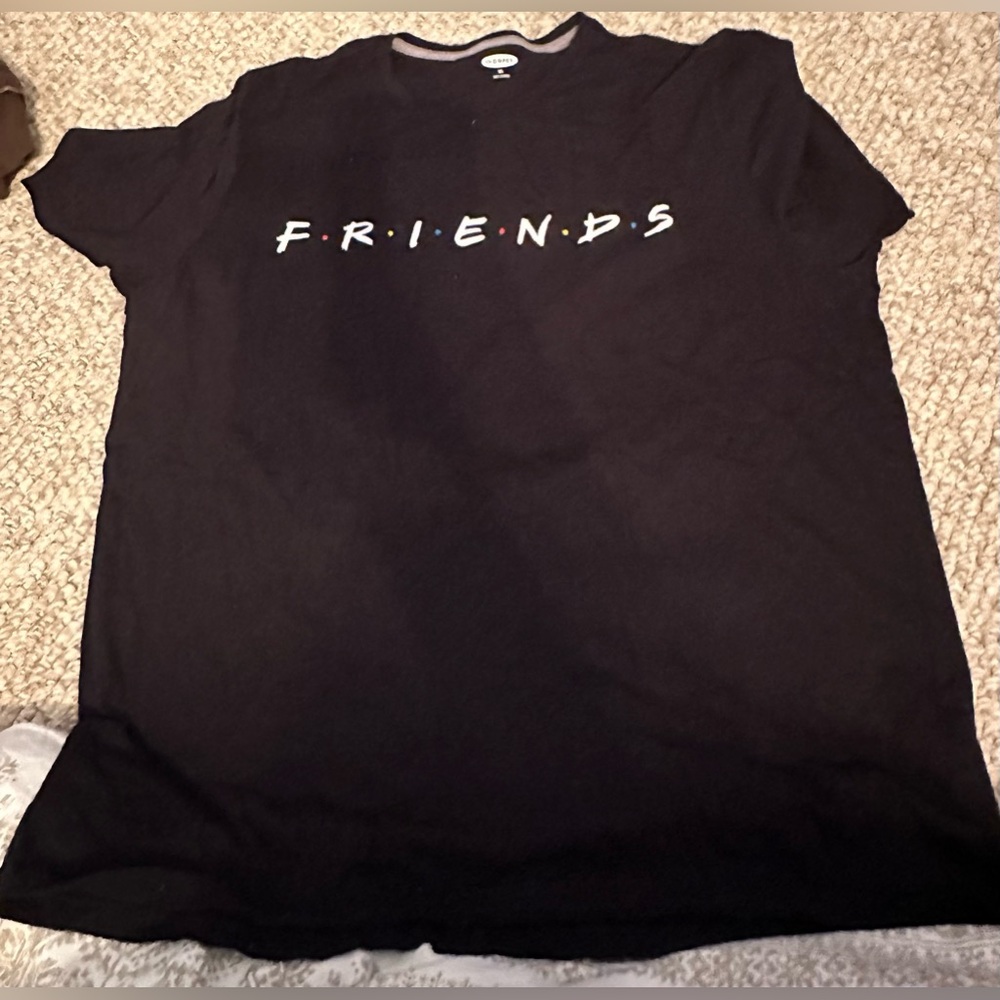 Friends Old Navy T-shirt XXL